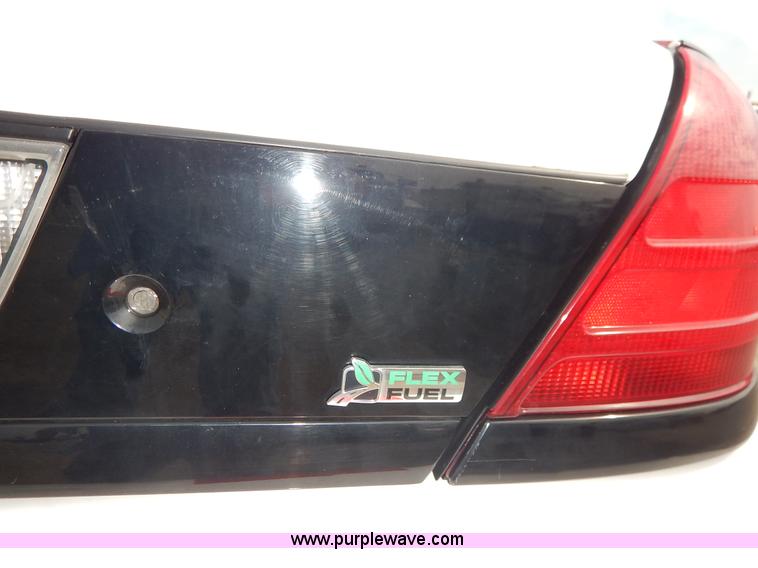 image for item J6383 2011 Ford Crown Victoria Police Interceptor