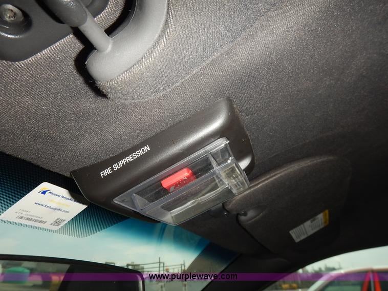 image for item J6384 2011 Ford Crown Victoria Police Interceptor