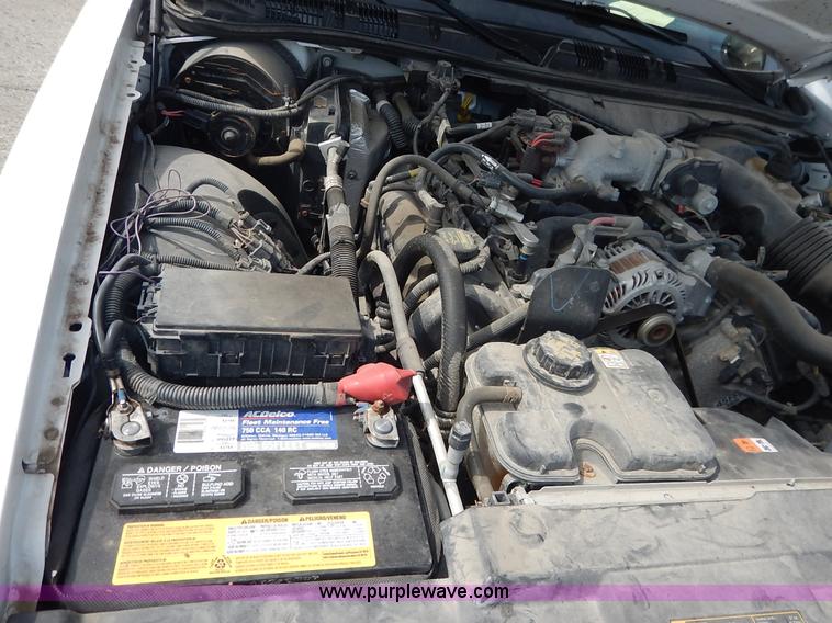 image for item J6384 2011 Ford Crown Victoria Police Interceptor