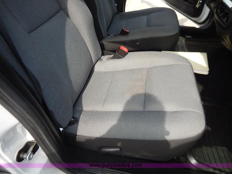 image for item J6384 2011 Ford Crown Victoria Police Interceptor