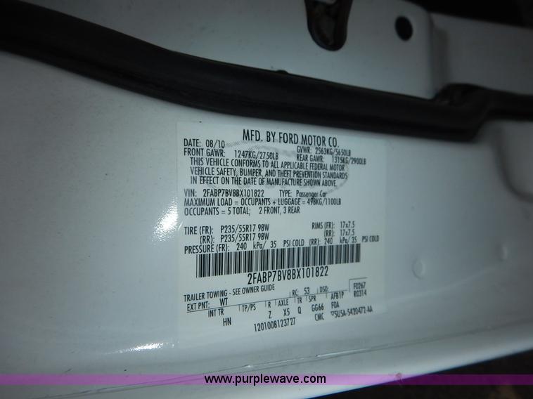 image for item J6384 2011 Ford Crown Victoria Police Interceptor