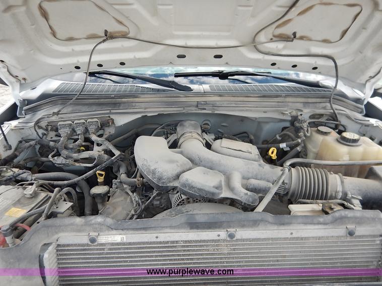 image for item J6406 2008 Ford F250 utility truck