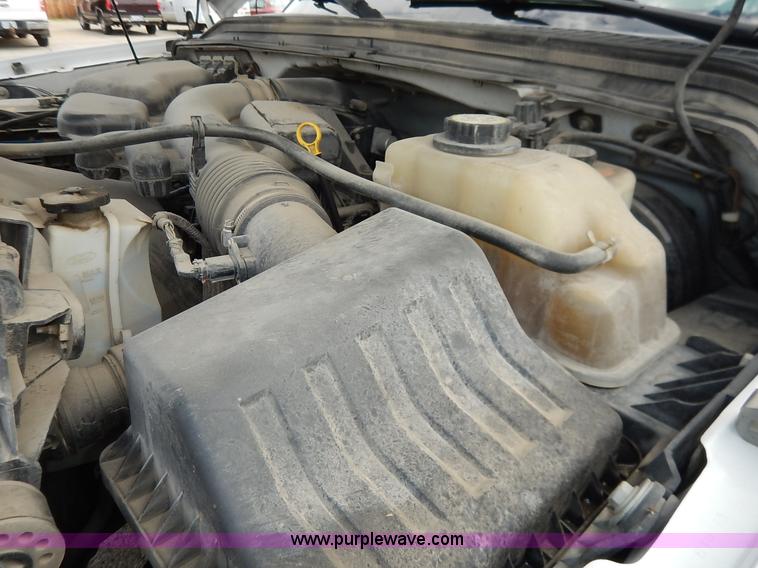 image for item J6406 2008 Ford F250 utility truck