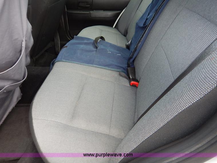 image for item J6407 2011 Ford Crown Victoria Police Interceptor