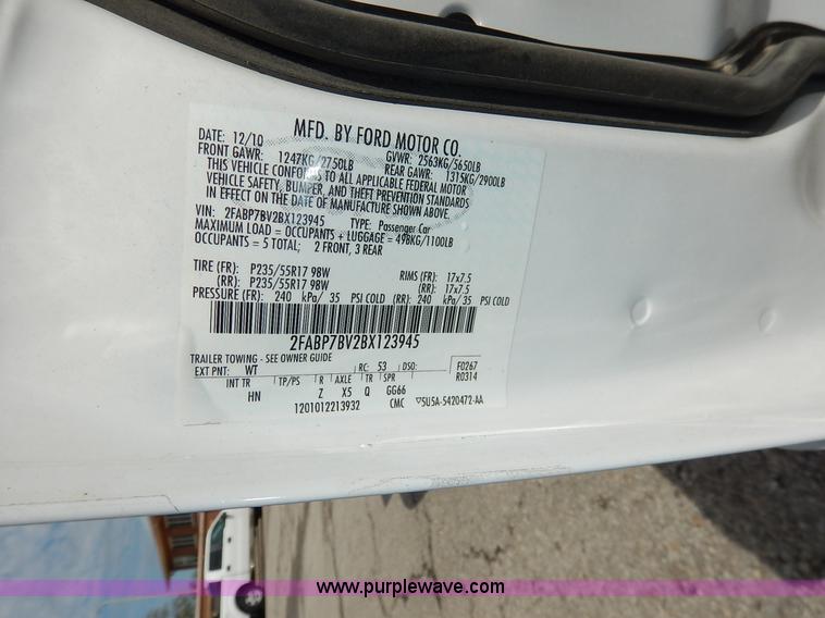 image for item J6407 2011 Ford Crown Victoria Police Interceptor