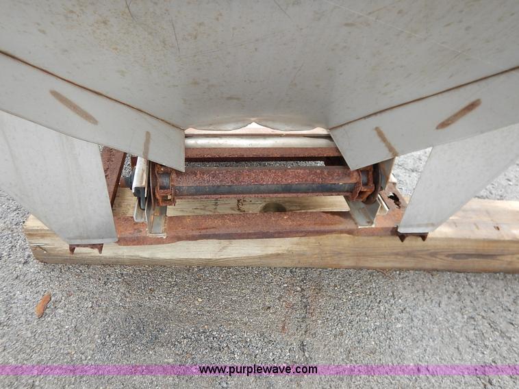 image for item J6419 Flink sand/salt spreader