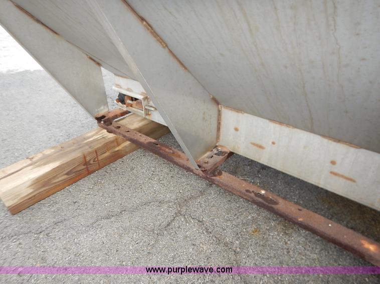 image for item J6419 Flink sand/salt spreader