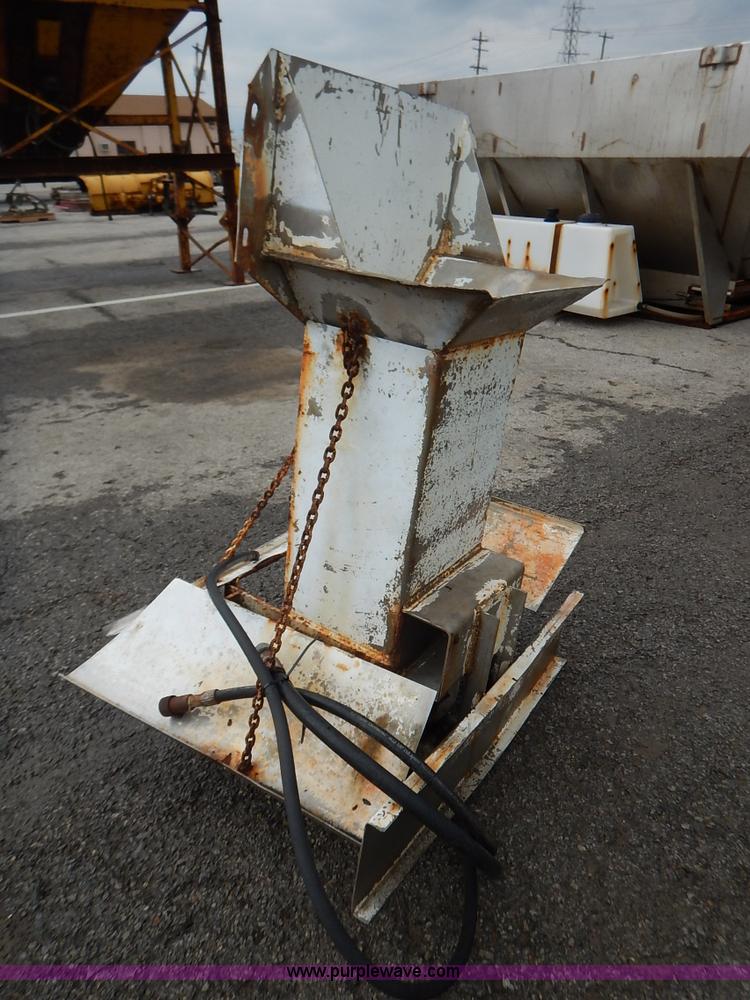 image for item J6419 Flink sand/salt spreader