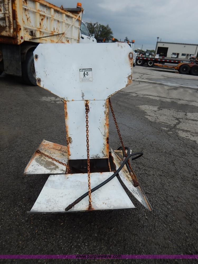 image for item J6419 Flink sand/salt spreader