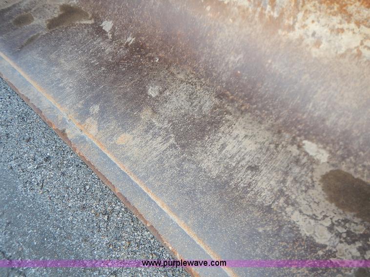 image for item J6422 1987 John Deere 310C backhoe