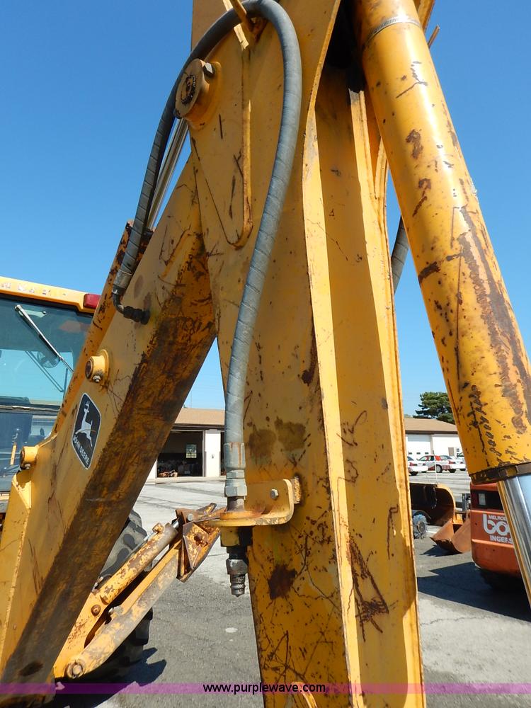 image for item J6422 1987 John Deere 310C backhoe
