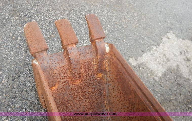 image for item J6422 1987 John Deere 310C backhoe