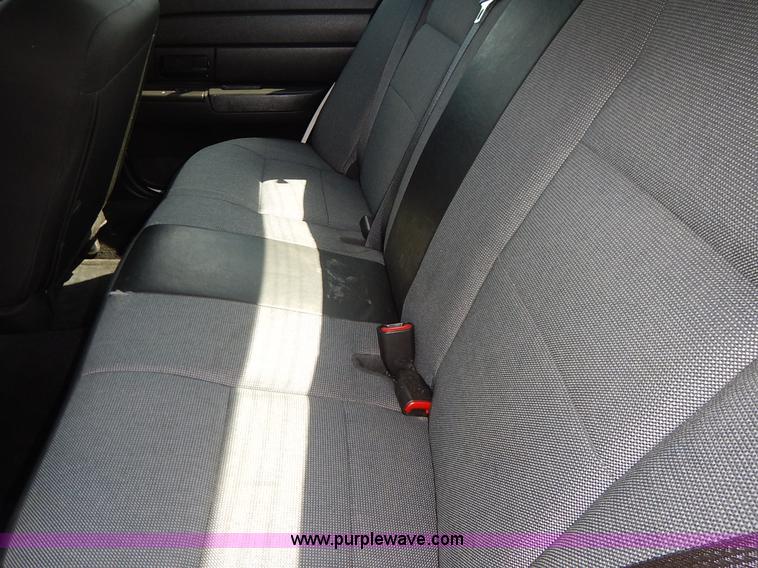 image for item J6423 2011 Ford Crown Victoria Police Interceptor