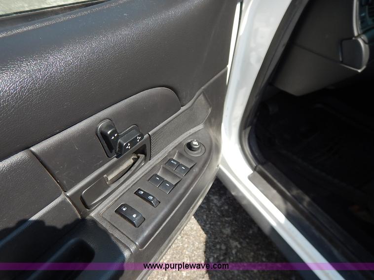 image for item J6423 2011 Ford Crown Victoria Police Interceptor