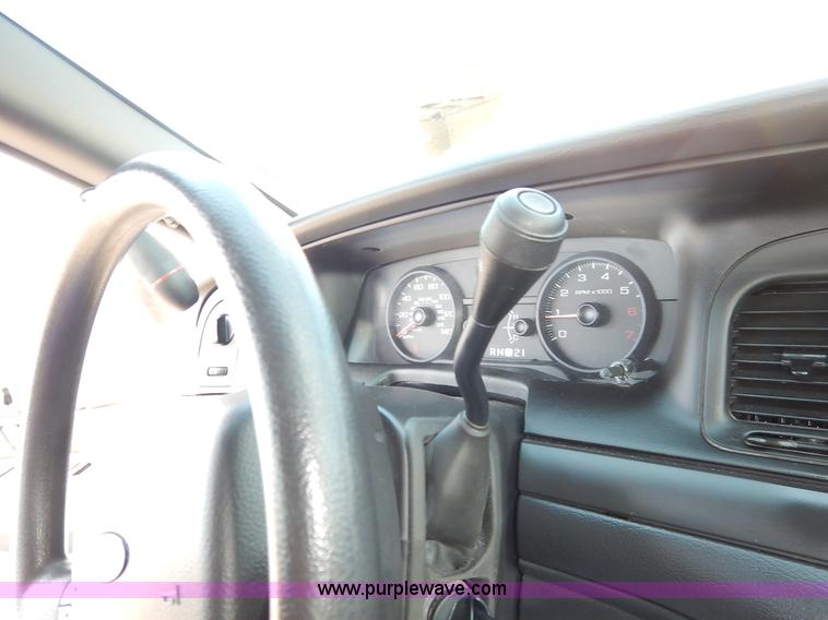 image for item J6423 2011 Ford Crown Victoria Police Interceptor