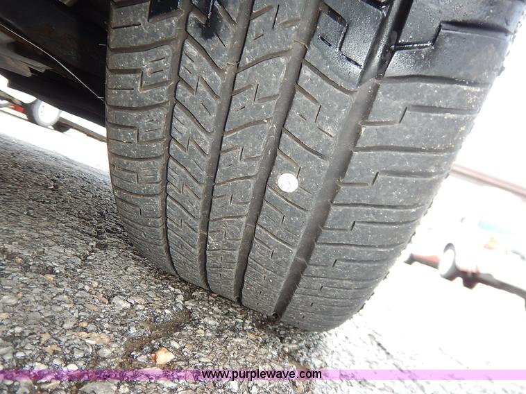 image for item J6423 2011 Ford Crown Victoria Police Interceptor