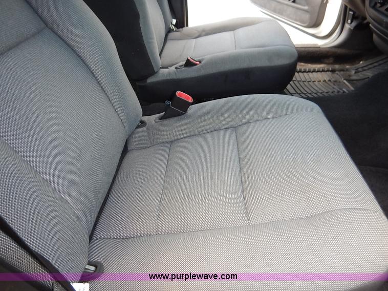 image for item J6423 2011 Ford Crown Victoria Police Interceptor