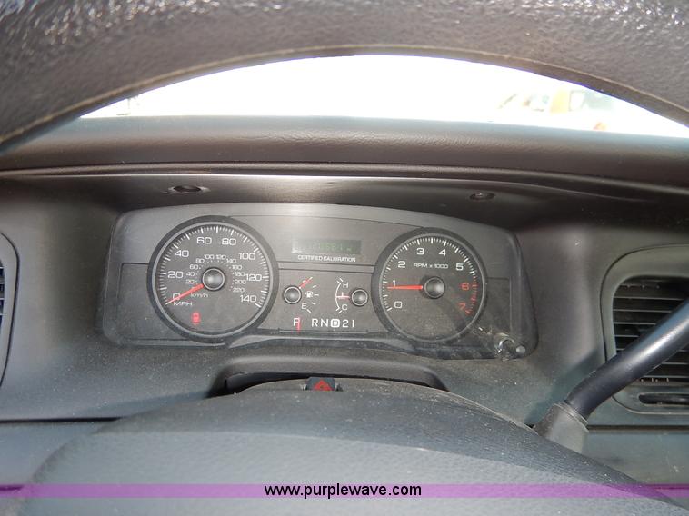 image for item J6424 2010 Ford Crown Victoria Police Interceptor