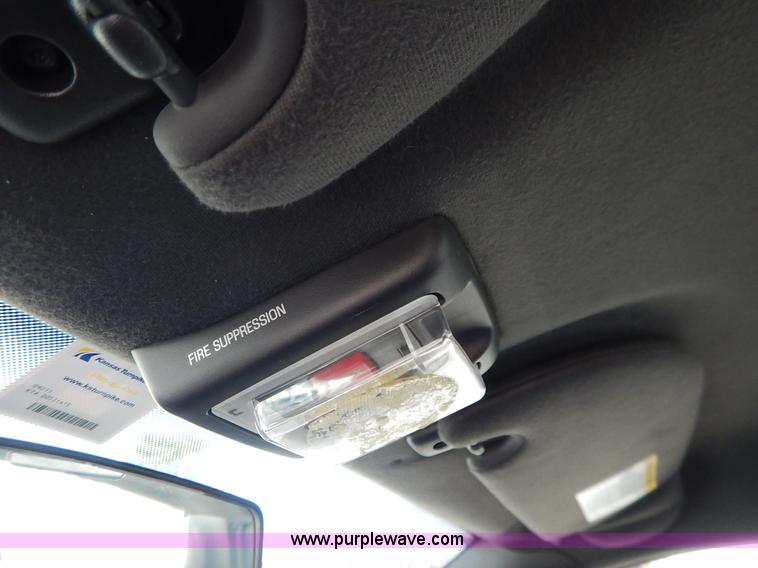 image for item J6424 2010 Ford Crown Victoria Police Interceptor