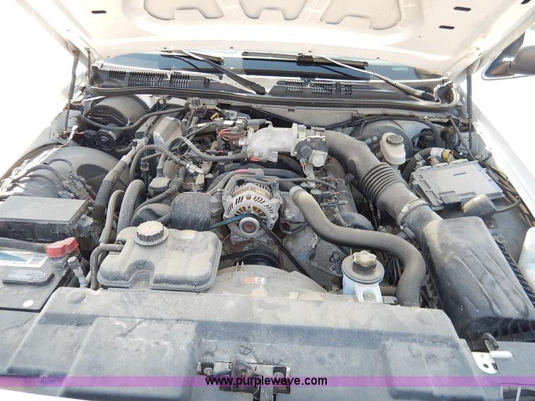 image for item J6424 2010 Ford Crown Victoria Police Interceptor