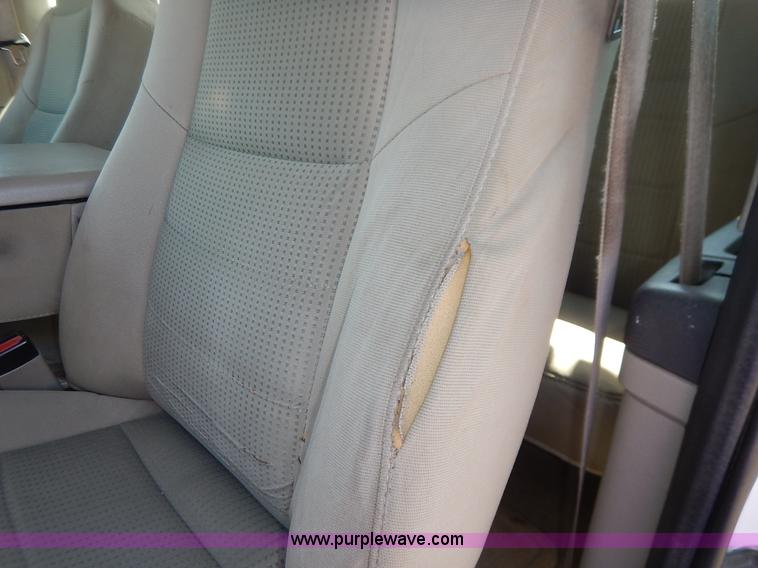 image for item J6425 2008 Ford F250 Super Duty XLT SuperCab utility truck