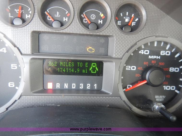 image for item J6425 2008 Ford F250 Super Duty XLT SuperCab utility truck