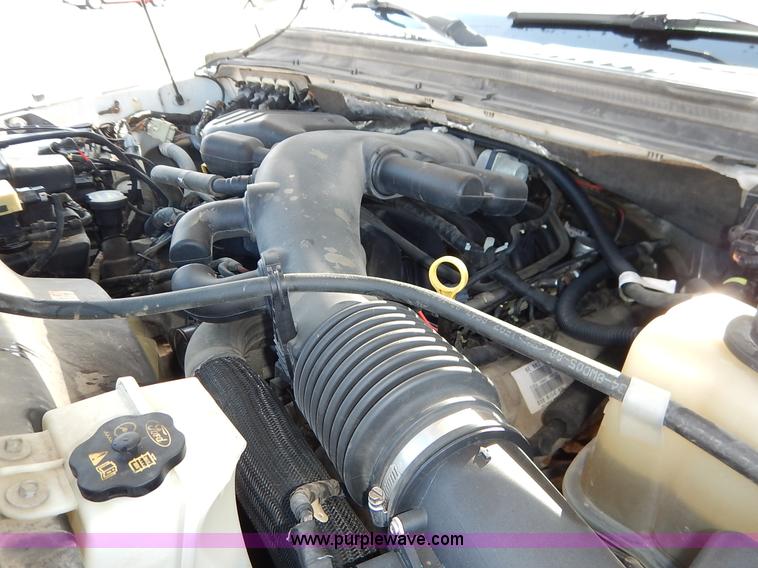 image for item J6425 2008 Ford F250 Super Duty XLT SuperCab utility truck