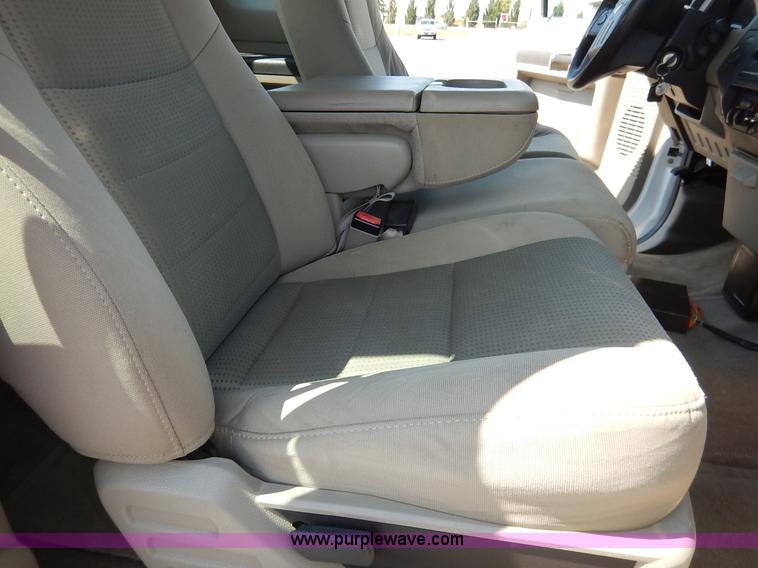 image for item J6425 2008 Ford F250 Super Duty XLT SuperCab utility truck