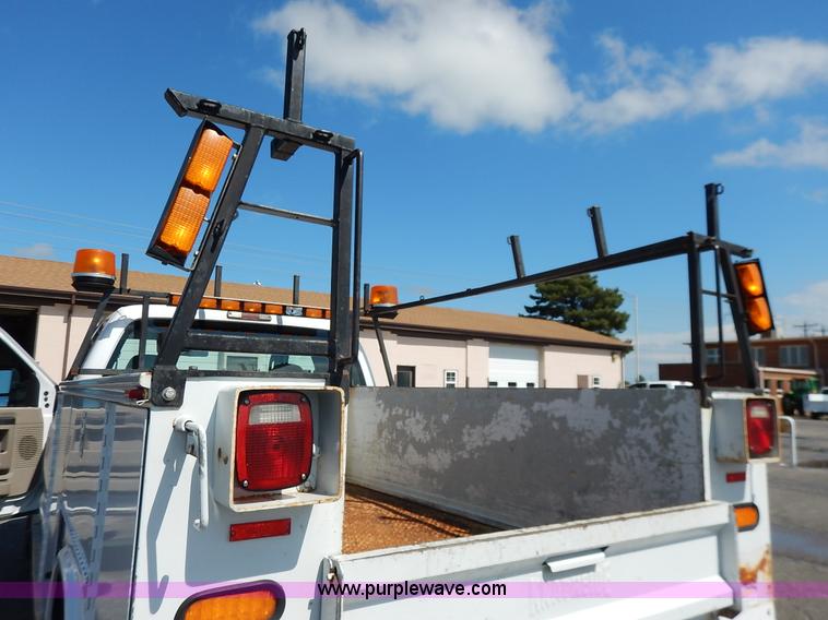 image for item J6425 2008 Ford F250 Super Duty XLT SuperCab utility truck