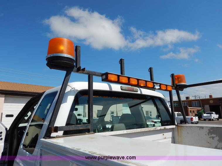 image for item J6425 2008 Ford F250 Super Duty XLT SuperCab utility truck