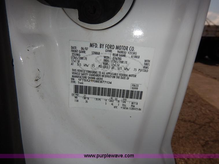 image for item J6425 2008 Ford F250 Super Duty XLT SuperCab utility truck