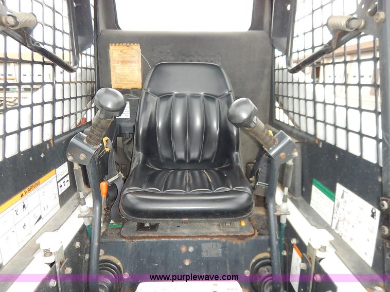 image for item J6427 1998 Bobcat 863 skid steer