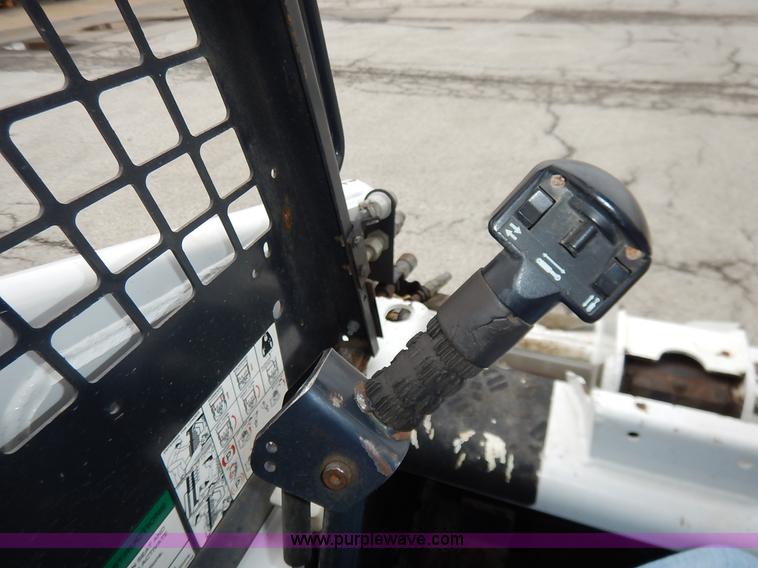 image for item J6427 1998 Bobcat 863 skid steer
