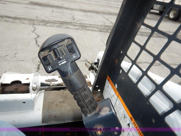 image for item J6427 1998 Bobcat 863 skid steer