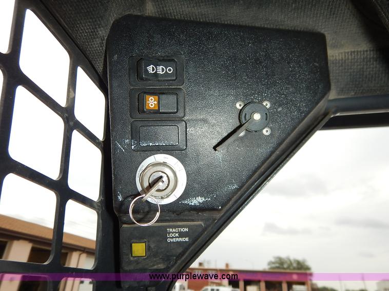 image for item J6427 1998 Bobcat 863 skid steer