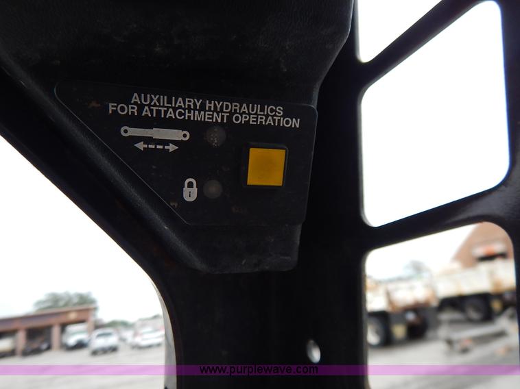 image for item J6427 1998 Bobcat 863 skid steer