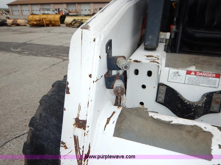 image for item J6427 1998 Bobcat 863 skid steer