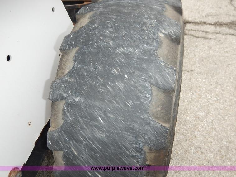 image for item J6427 1998 Bobcat 863 skid steer