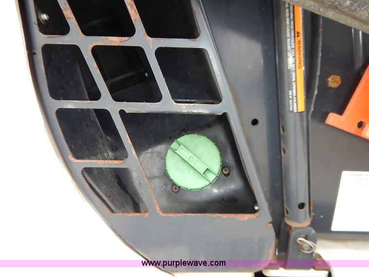 image for item J6427 1998 Bobcat 863 skid steer