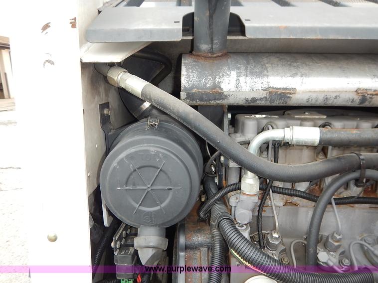 image for item J6427 1998 Bobcat 863 skid steer