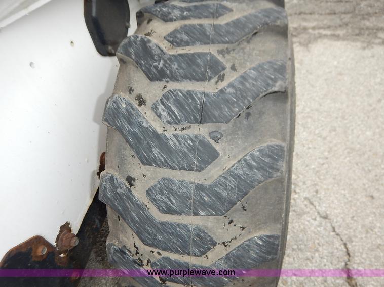 image for item J6427 1998 Bobcat 863 skid steer
