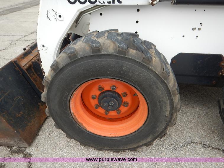 image for item J6427 1998 Bobcat 863 skid steer