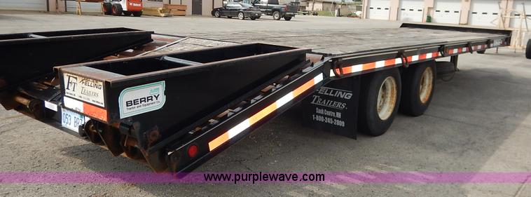 image for item J6428 2005 Felling FT-32 equipment trailer