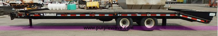 image for item J6428 2005 Felling FT-32 equipment trailer