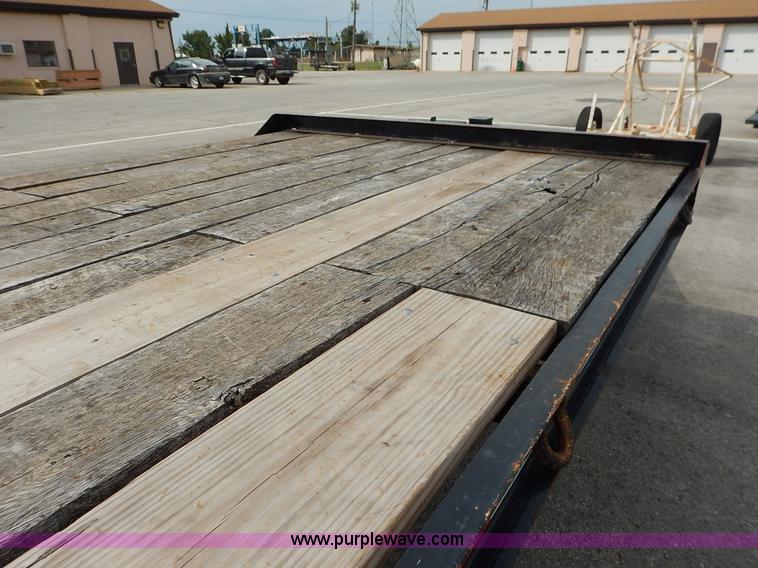 image for item J6428 2005 Felling FT-32 equipment trailer