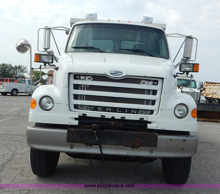 image for item K1680 2005 Sterling L7500 dump truck