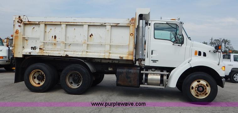 image for item K1680 2005 Sterling L7500 dump truck