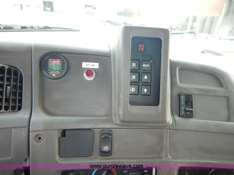 image for item K1680 2005 Sterling L7500 dump truck