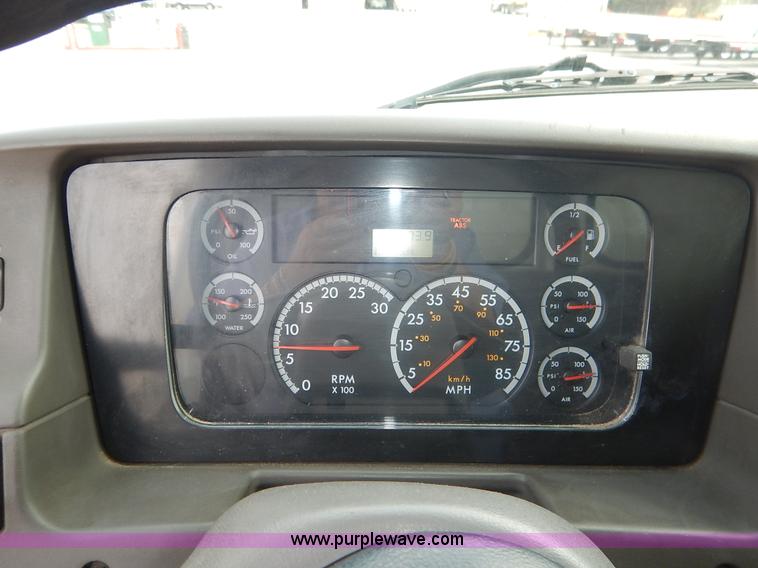 image for item K1680 2005 Sterling L7500 dump truck