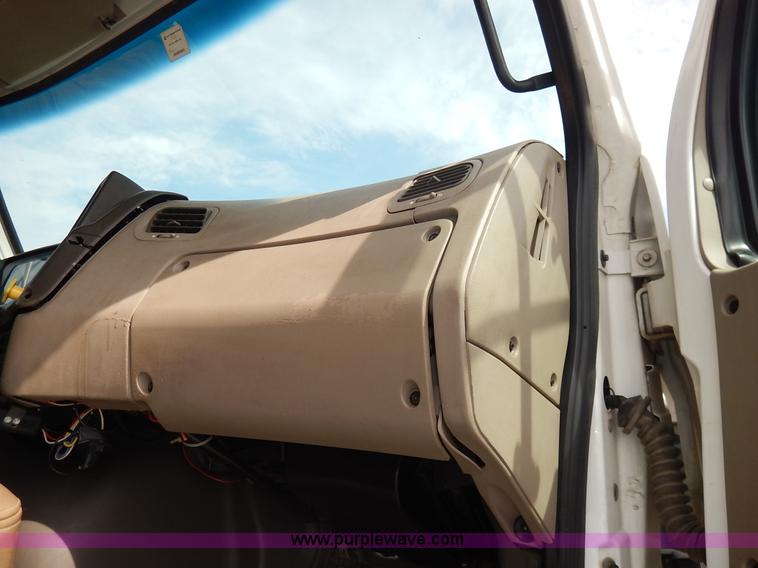 image for item K1680 2005 Sterling L7500 dump truck